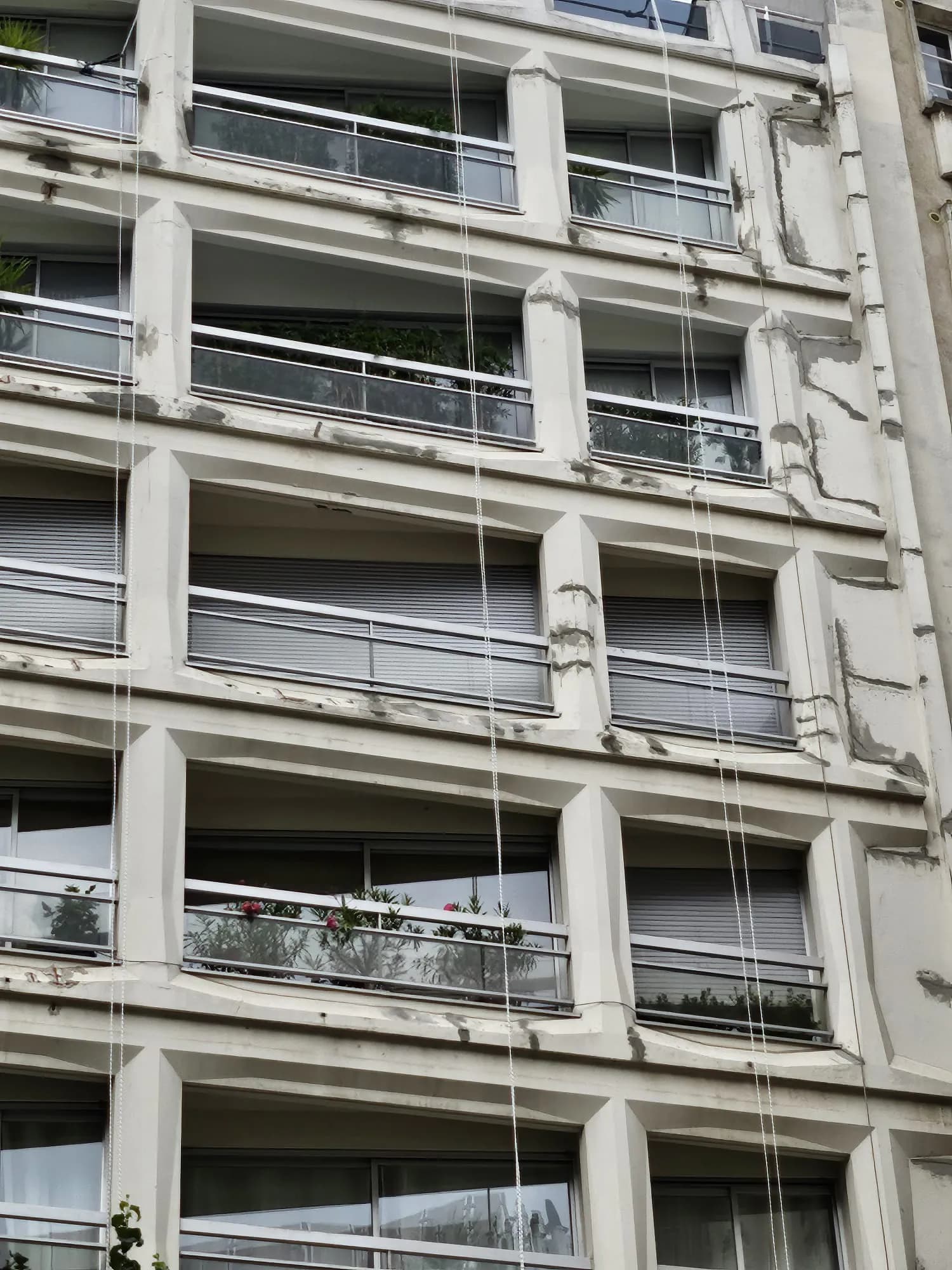 Facade avant ravalement